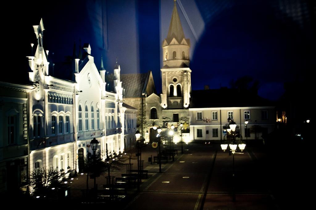 Apartment Sweet Home Sanok Esterno foto