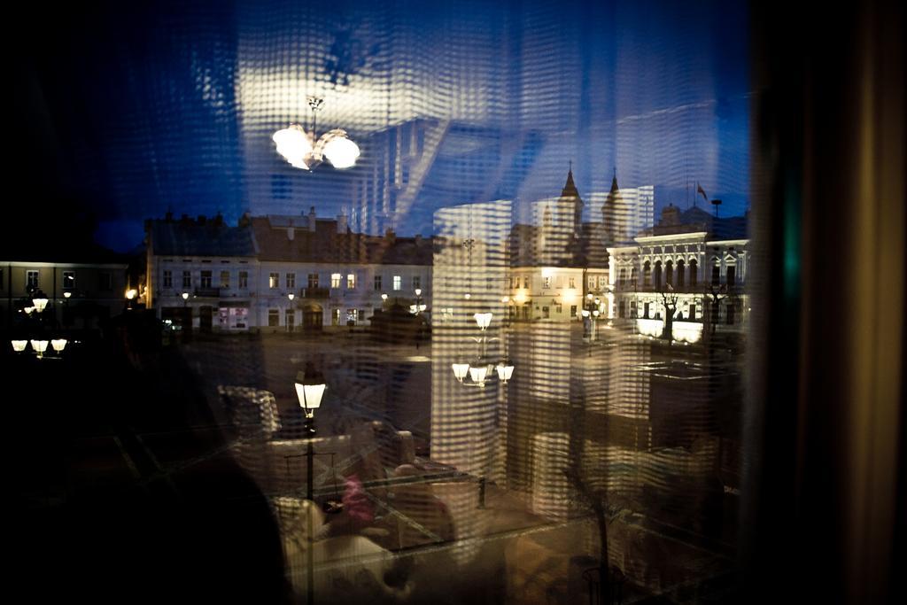 Apartment Sweet Home Sanok Esterno foto
