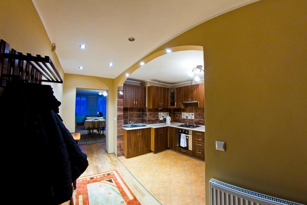Apartment Sweet Home Sanok Esterno foto